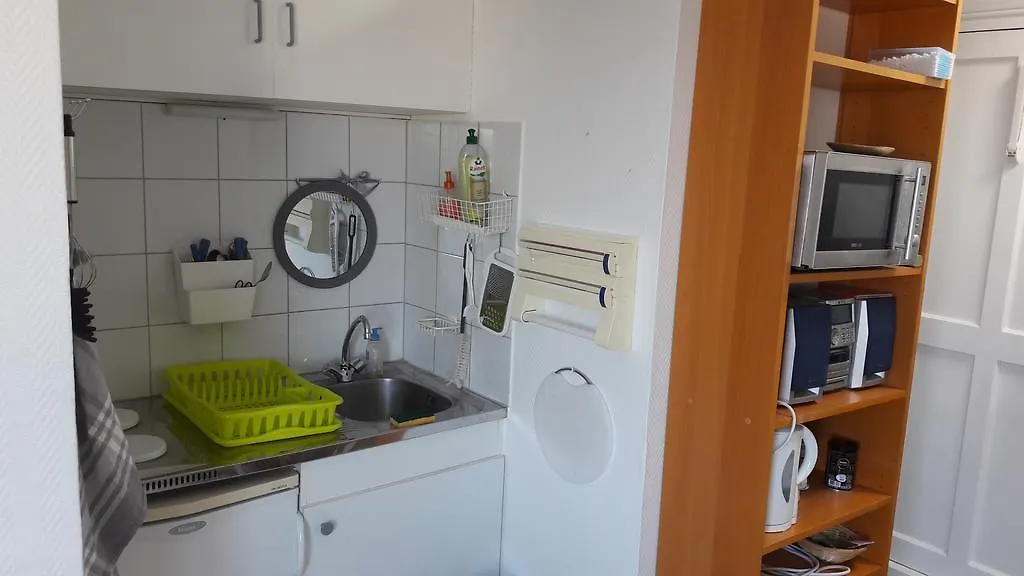 Apartment Studio Rue Chardon Lagache Paris
